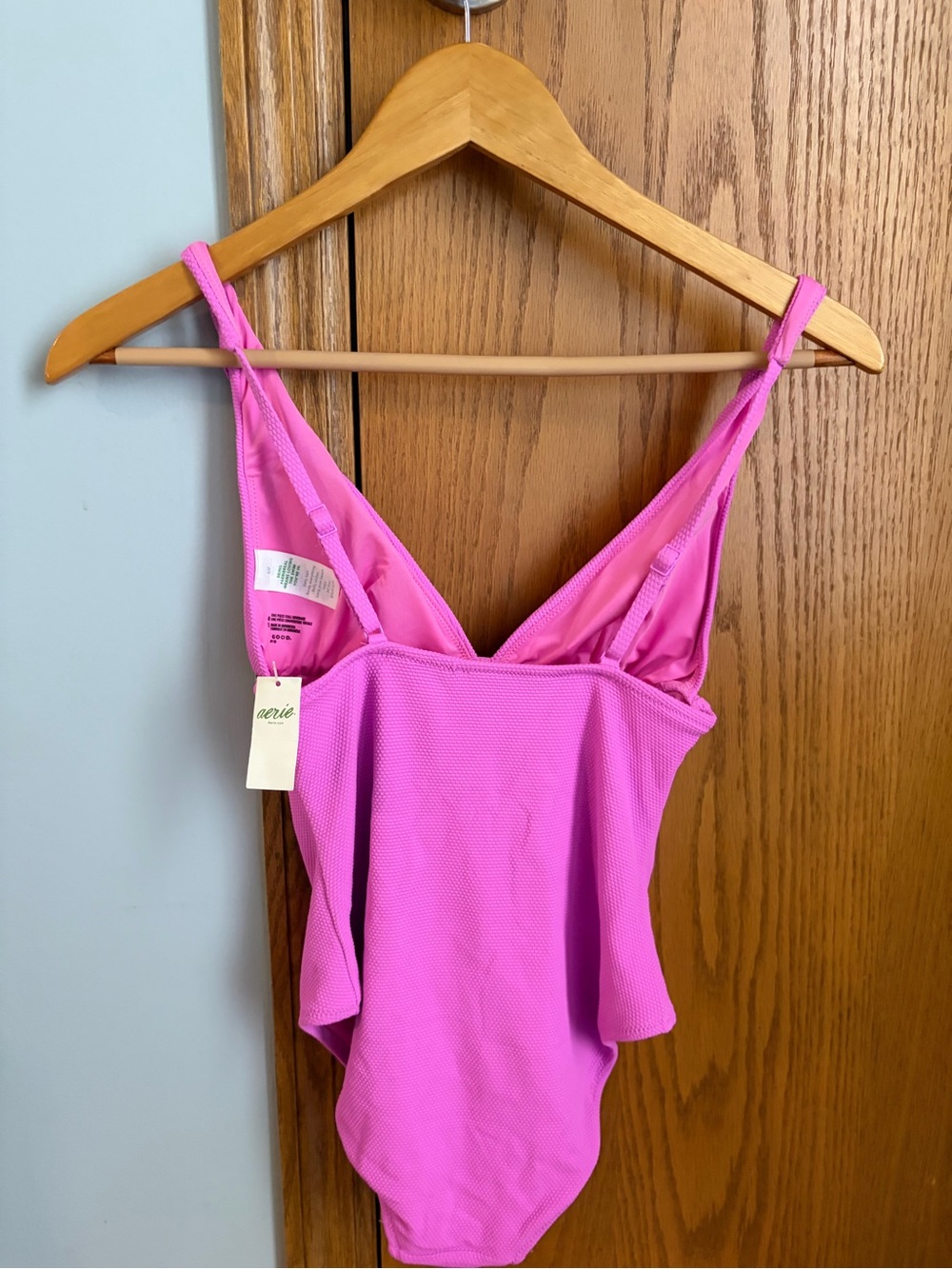 Aerie one piece swimsuit - Picture 2 of 4